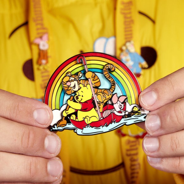 PIN Collector Winnie e i suoi amici scivolano in una giornata piovosa Edizione limitata - Disney