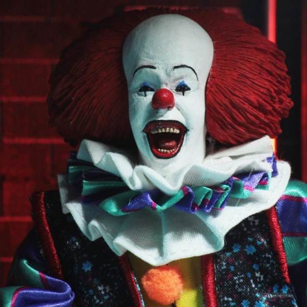 IT - VESTITE ACTION FIGURE - PENNYWISE (1990)