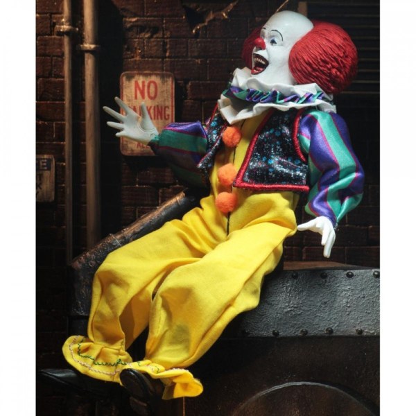 IT - VESTITE ACTION FIGURE - PENNYWISE (1990)