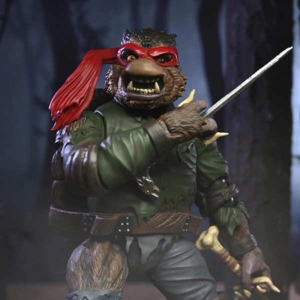 UNIVERSAL MONSTERS X NINJA TURTLES - ACTION FIGURE – ULTIMATE RAPHAEL WOLFMAN