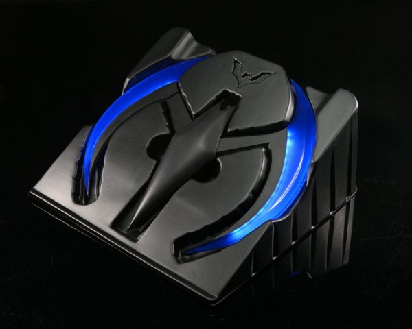 Replica di Batman Beyond 1/1 Batarang 20 cm