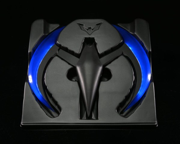Replica di Batman Beyond 1/1 Batarang 20 cm
