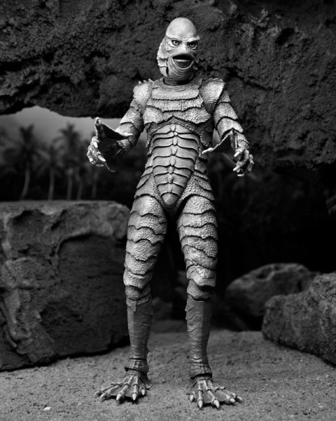 Universal Monsters Figure Ultimate Creature from the Black Lagoon (B&W) 18 cm