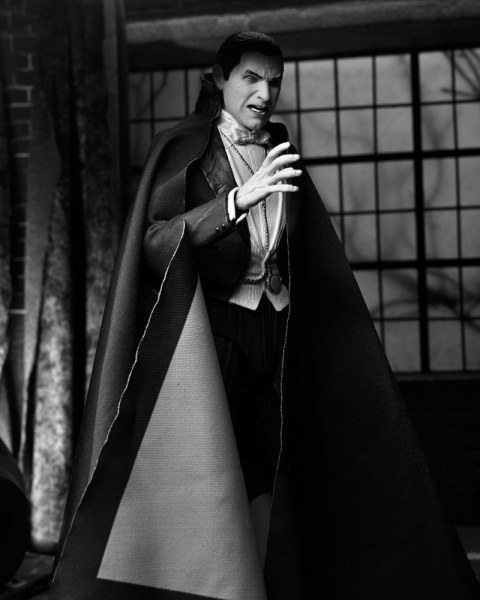 Figurina Universal Monsters Ultimate Dracula (Abbazia di Carfax) 18 cm
