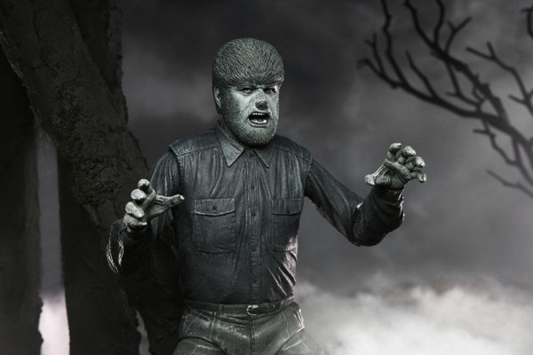 Figurina universale Monsters Ultimate The Wolf Man (bianco e nero) 18 cm