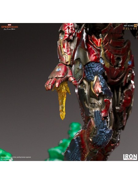 Iron Man Illusion Deluxe Spider-Man: Far From Home Art Scale - Marvel