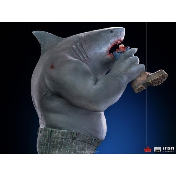 THE SUICIDE SQUAD KING SHARK ART SCALE - DC COMICS