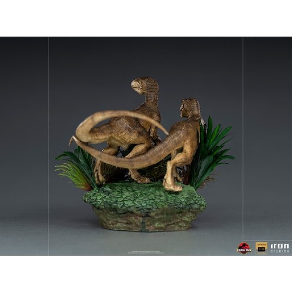 DUE VELOCIRAPTORS ART SCALE DELUXE - JURASSIC PARK