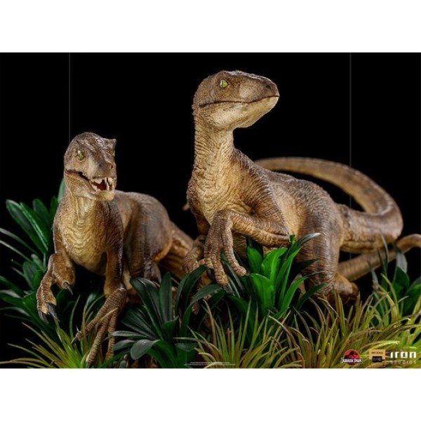 DUE VELOCIRAPTORS ART SCALE DELUXE - JURASSIC PARK