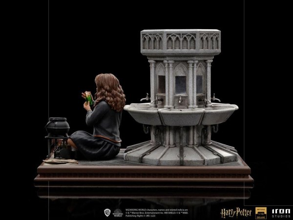 Hermione Granger Polyjuice Deluxe Art Scale - Harry Potter