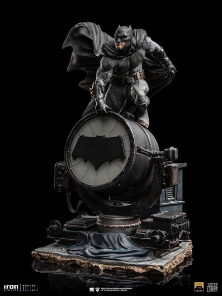 Batman su Batsignal Art Scale Deluxe - Justice League