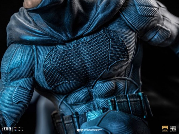 Batman su Batsignal Art Scale Deluxe - Justice League