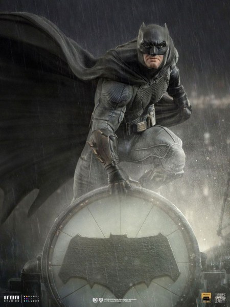 Batman su Batsignal Art Scale Deluxe - Justice League