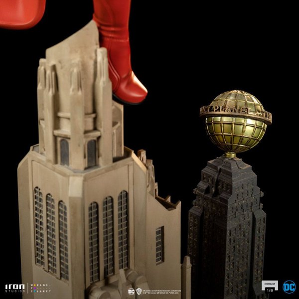 Diorama Superman e Lois - DC Comics