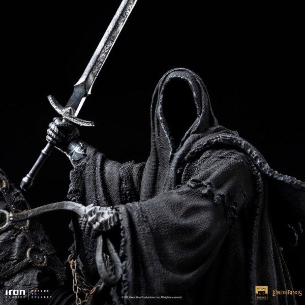 Nazgul su cavallo Deluxe Art Scale - Il Signore degli Anelli