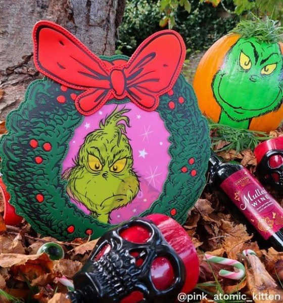 DR SEUSS GRINCH borsa a tracolla corona di Natale - DISNEY LOUNGEFLY