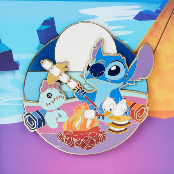 Pin boite collector Stitch Camping Cuties - DISNEY LOUNGEFLY