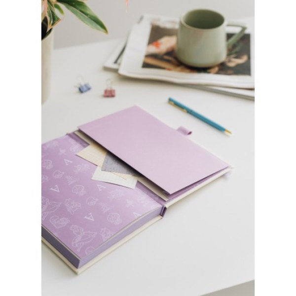 NOTEBOOK A5 PREMIUM CON PENNA - DISNEY ALICE NEL PAESE DELLE MERAVIGLIE