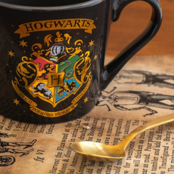 TAZZA PREMIUM POUDLARD - HARRY POTTER