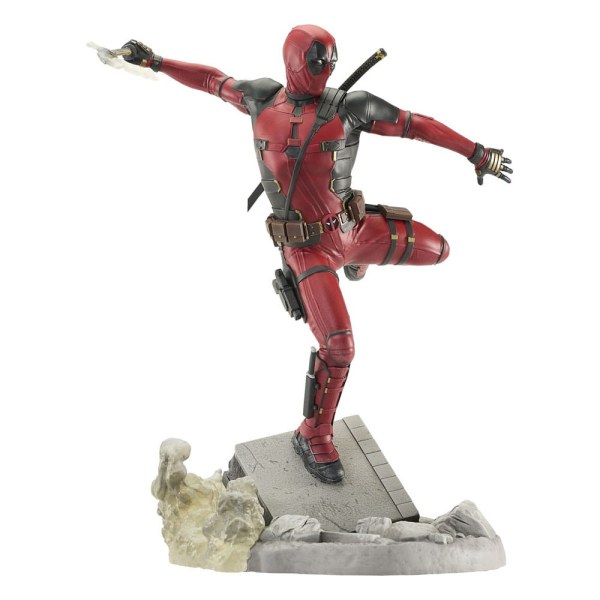 Deadpool & Wolverine Gallery Statuetta Deadpool 25 cm
