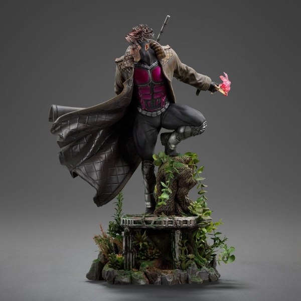 Statuetta Marvel Legacy Replica 1/4 Gambit 71 cm