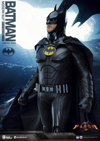 Statuetta Batman Master Craft Batman Modern Suit 42 cm