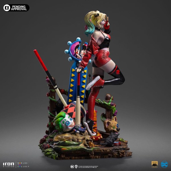 Statuetta DC Comics 1/10 Deluxe Art Scale Harley Quinn (Gotham City Sirens) 22 cm