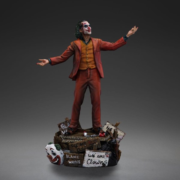 Statuetta DC Comics Deluxe Art Scale 1/10 Joker (Arturo Fleck) 19 cm