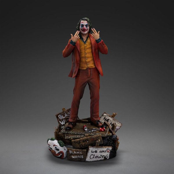 Statuetta DC Comics Deluxe Art Scale 1/10 Joker (Arturo Fleck) 19 cm