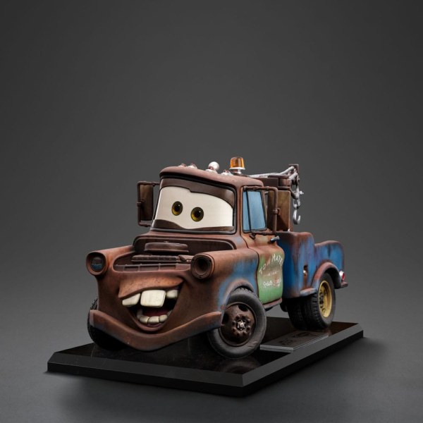 Statuetta Cars 1/10 Art Scale Tow Mater 17 cm