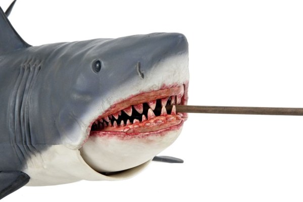 Figurina Jaws 12" Testa a coda Il gioco di Jaws 50° anniversario 38 cm
