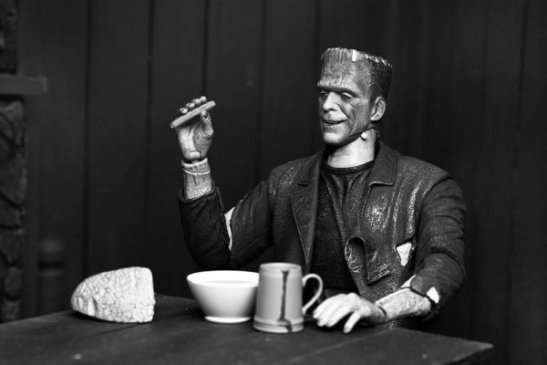 Figurina Universal Monsters Ultimate Frankenstein's Monster (Bride of Frankenstein) (B&N) 18 cm