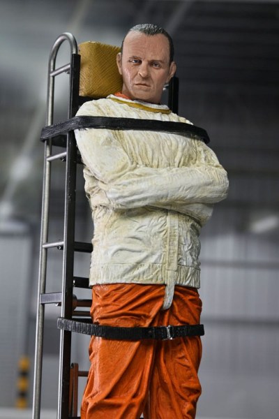 Il silenzio degli innocenti Dr. Hannibal Lecter (mascherato) statuetta da 18 cm