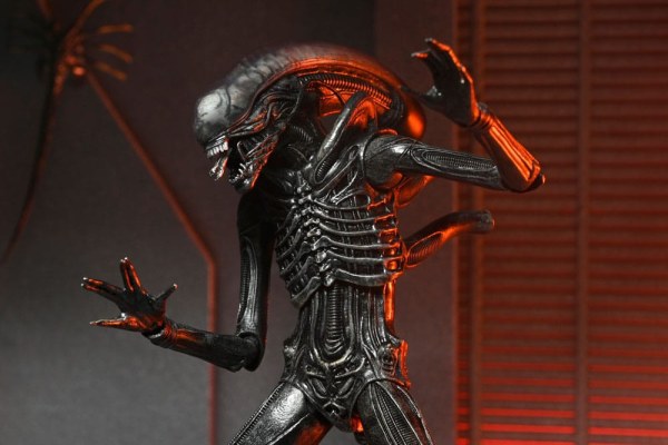 Alien: Romulus Ultimate Xenomorph figurina XX121 18 cm