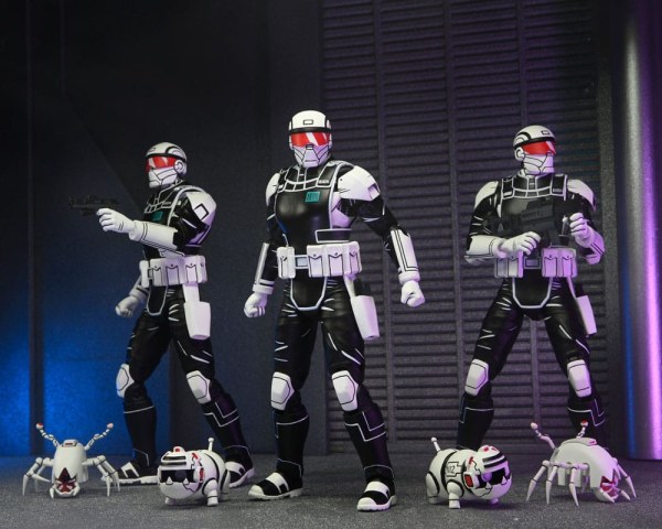 Tartarughe Ninja (L'ultimo Ronin) Synja Commando con la statuetta Mousers da 18 cm