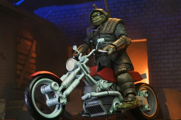 Tartarughe Ninja (L'ultimo Ronin The Lost Years) figurina Casey Marie con l'ultimo Ronin Moto 18 cm