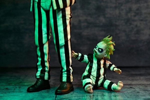 Beetlejuice Figurina di Beetlejuice in scala 7 Ultimate Striped Suit Beetlejuice 18 cm