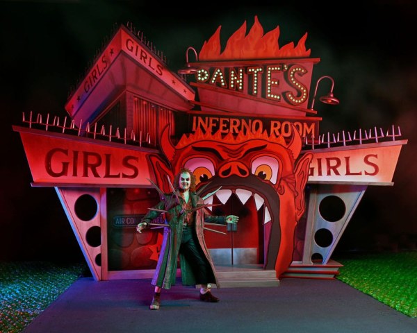 Beetlejuice (1988) diorama Trenchcoat con punte Inferno Room Deluxe Set