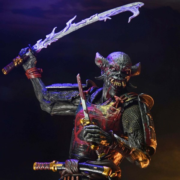 IRON MAIDEN - ACTION FIGURE DA 7" IN SCALA - FUTURE PAST WORLD TOUR ULTIMATE 2PK