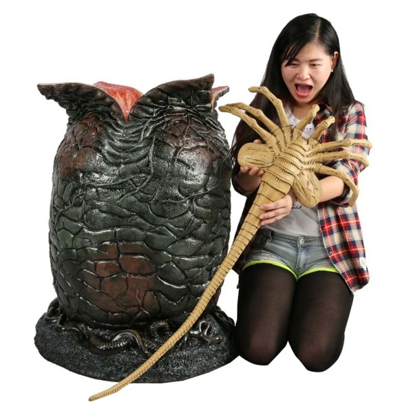 ALIEN – REPLICA IN SCHIUMA – UOVO A GRANDEZZA NATURALE E FACEHUGGER
