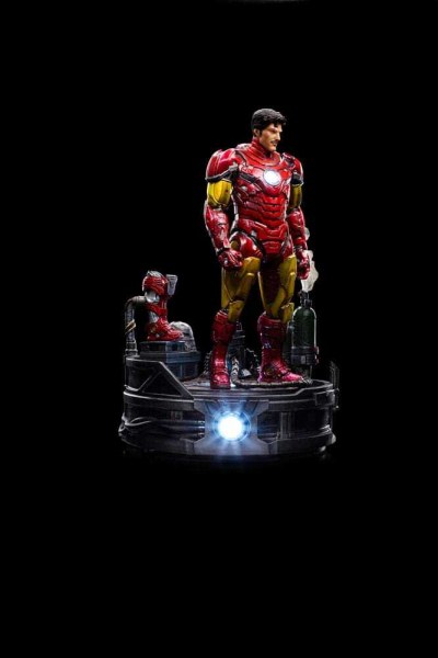 Statuetta Marvel 1/10 Deluxe Art Scale Iron Man Unleashed 23 cm - Confezione danneggiata