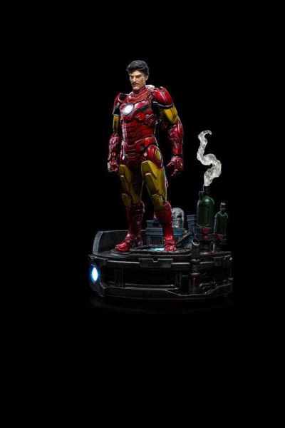 Statuetta Marvel 1/10 Deluxe Art Scale Iron Man Unleashed 23 cm - Confezione danneggiata