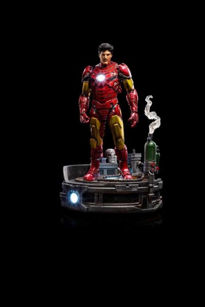 Statuetta Marvel 1/10 Deluxe Art Scale Iron Man Unleashed 23 cm - Confezione danneggiata