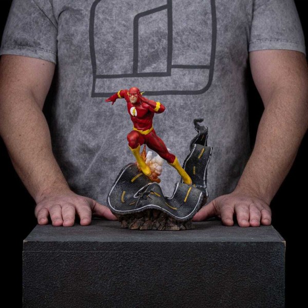 Statuetta DC Comics 1/10 Art Scale Flash 25 cm