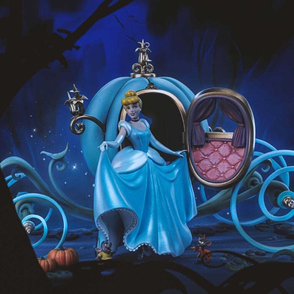 Statuetta Disney Classics 1/10 Deluxe Art Scale Cenerentola 30 cm