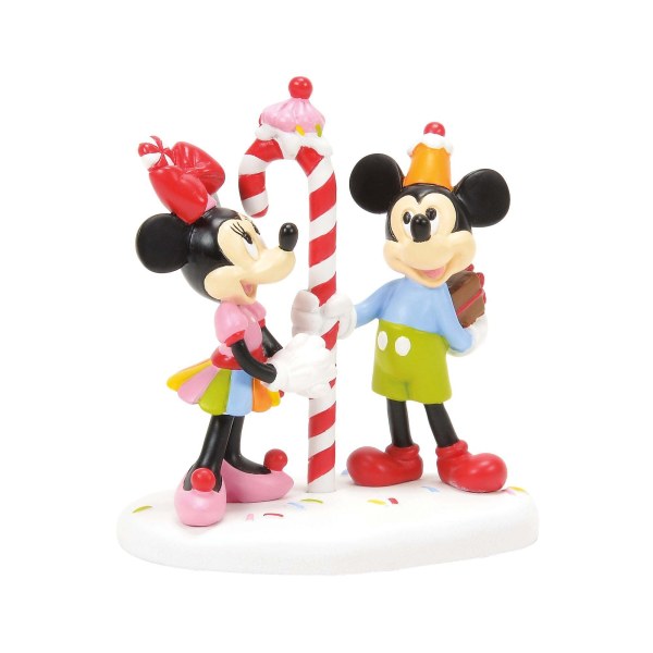 TOPOLINO E MINNIE SI CONDIVIDONO UN DOLCE - DISNEY VILLAGE