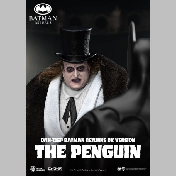 Batman Returns The Penguin DX Figure 17 cm