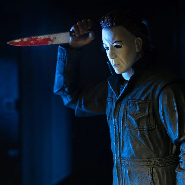HALLOWEEN RESURRECTION - ACTION FIGURE IN SCALA 7" - ULTIMATE MICHAEL MYERS