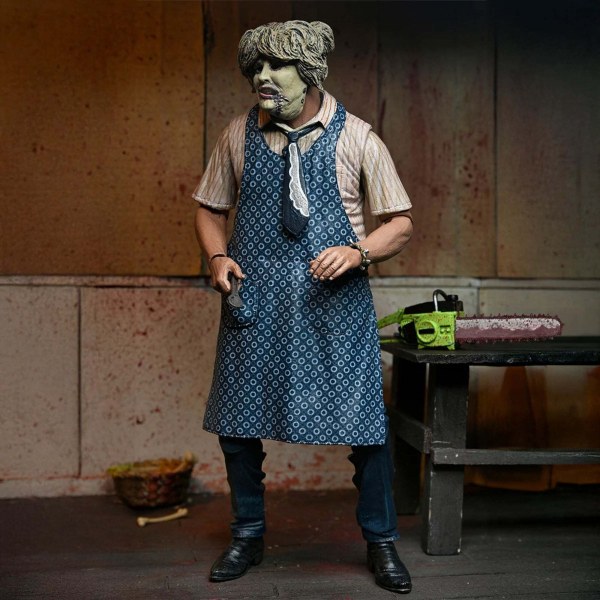 NON APRITE QUELLA PORTA - ACTION FIGURE DA 7" IN SCALA - 50° ANNIVERSARIO ULTIMATE LEATHERFACE