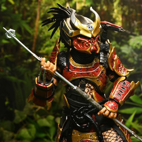 PREDATOR: HUNTING GROUNDS - ACTION FIGURE IN SCALA 7" - DEFINITIVO SAMURAI PREDATOR